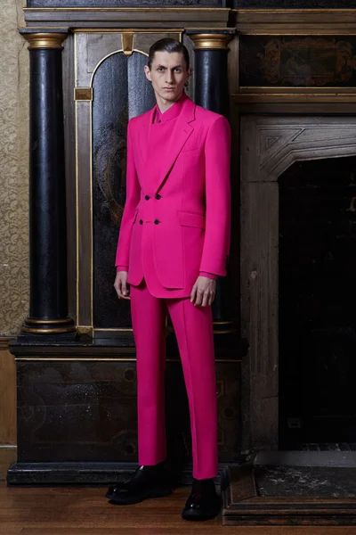 Look 14